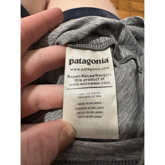 Patagonia Size L Capilene Cool Daily Short Sleeve Shirt Mountain Gray - Picture 7 of 8